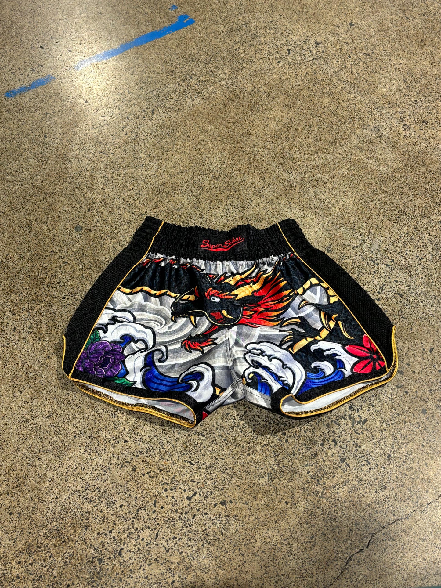 Dragon Muay Thai Shorts - Mistermuaythai